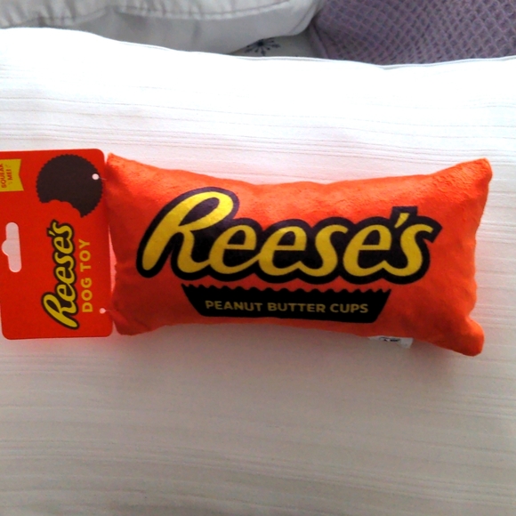 NWT Reese's dog toy - Picture 1 of 3